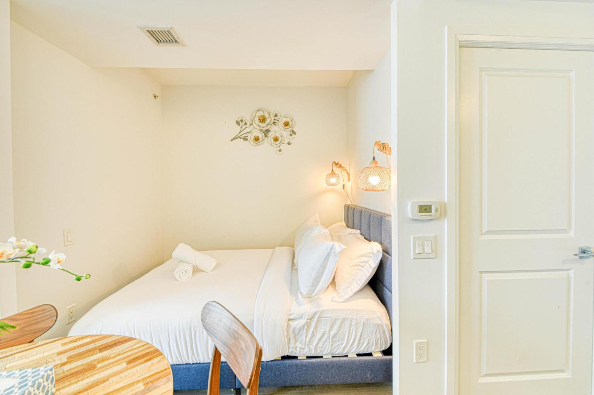 Rivetstays - The Jarvis Apartment