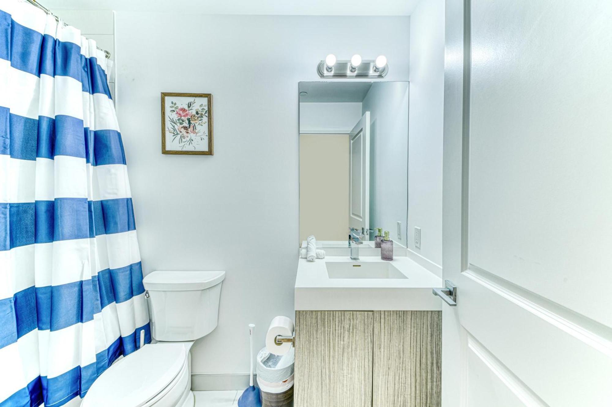 Rivetstays - The Jarvis Toronto