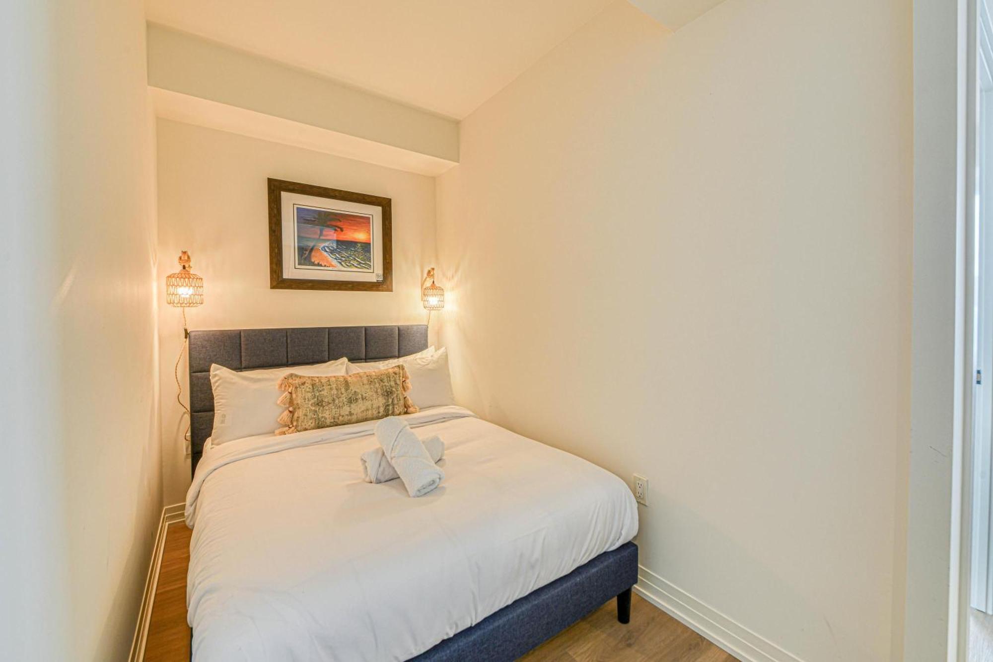 Apartment Rivetstays - The Jarvis Toronto